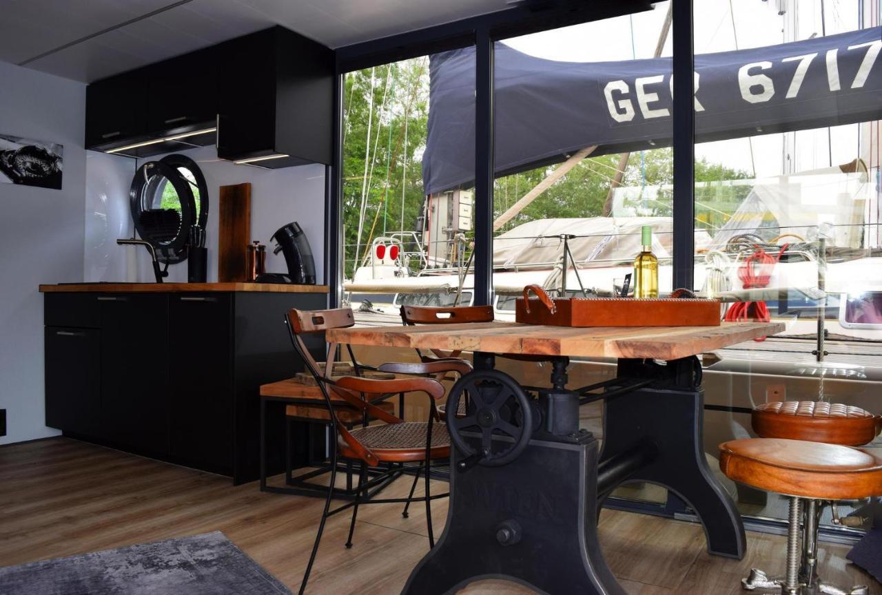 Hotel Hausboot Lina In Flensburg Zewnętrze zdjęcie
